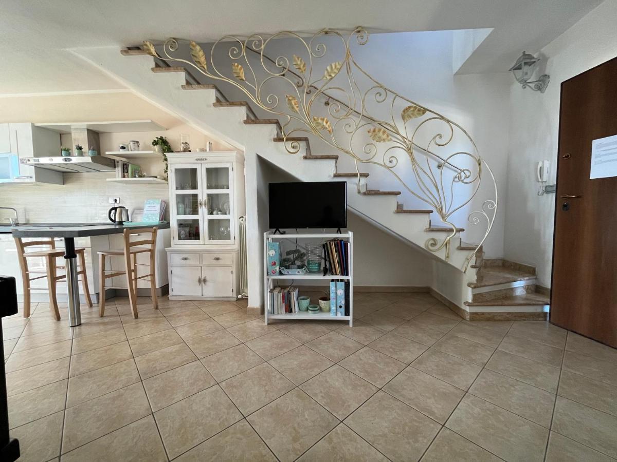 Charlotte Apartment - For family&groups Porto Torres Extérieur photo