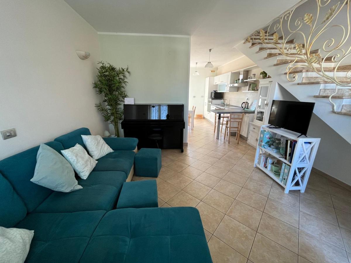 Charlotte Apartment - For family&groups Porto Torres Extérieur photo