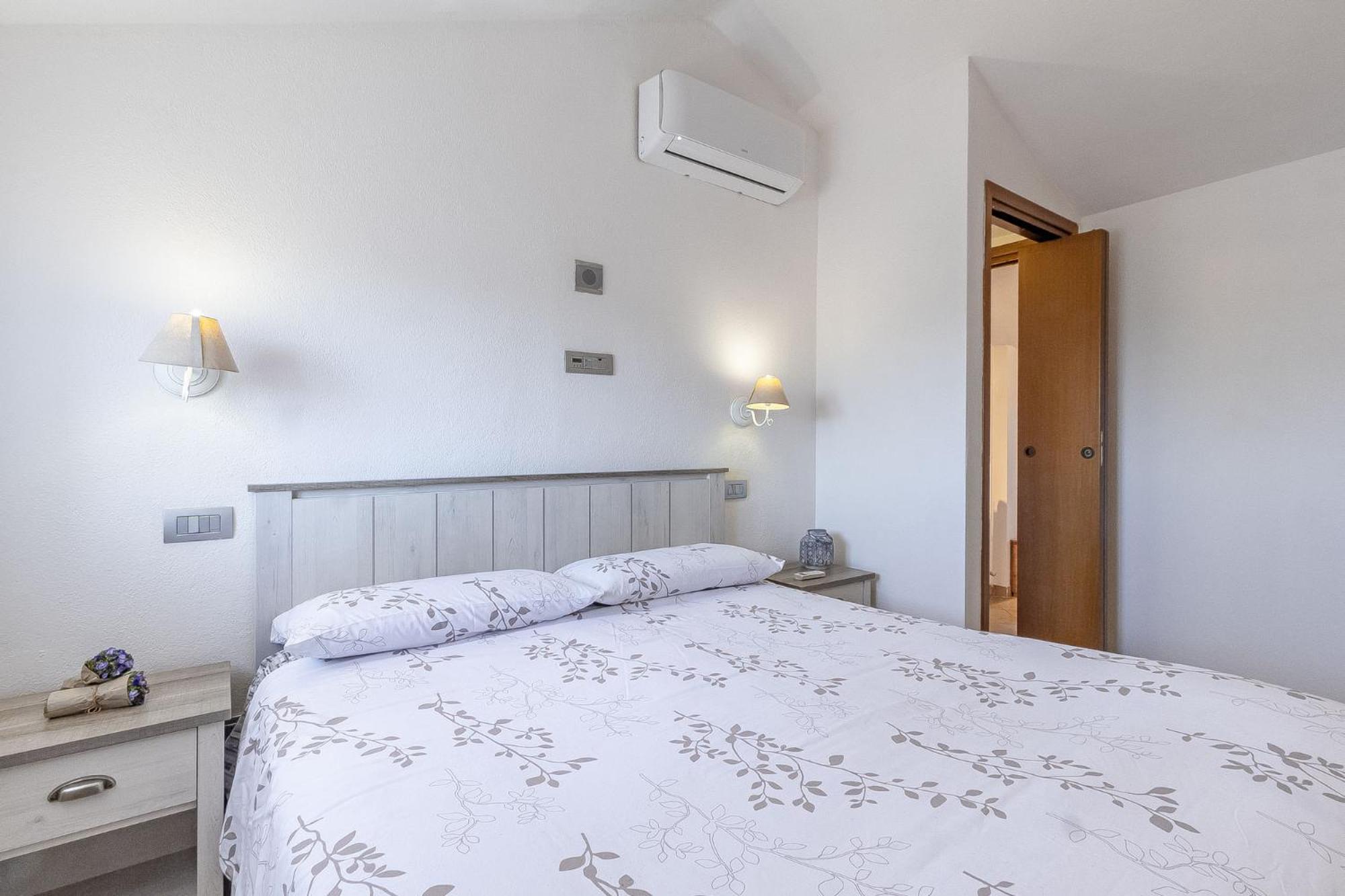 Charlotte Apartment - For family&groups Porto Torres Extérieur photo