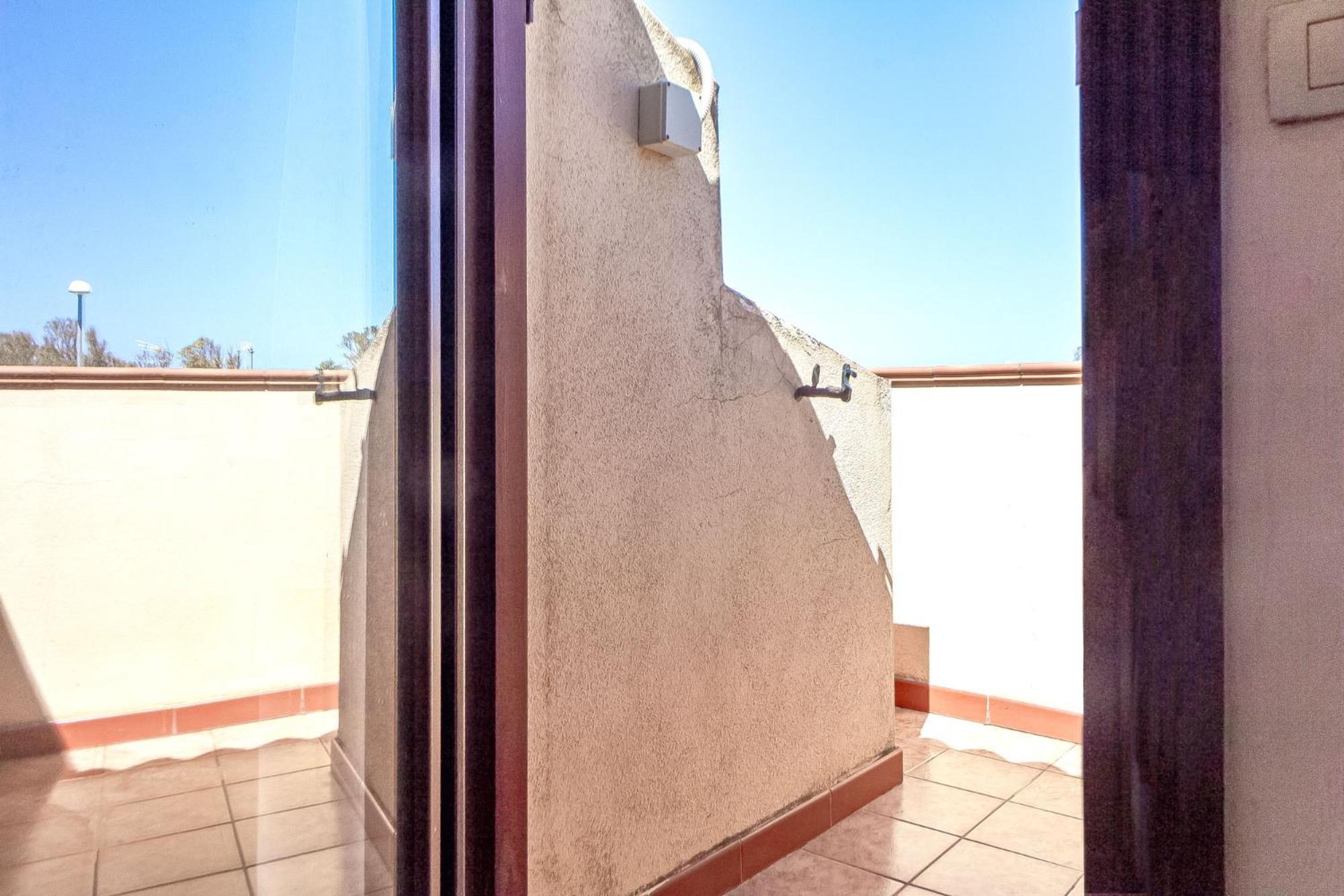 Charlotte Apartment - For family&groups Porto Torres Extérieur photo