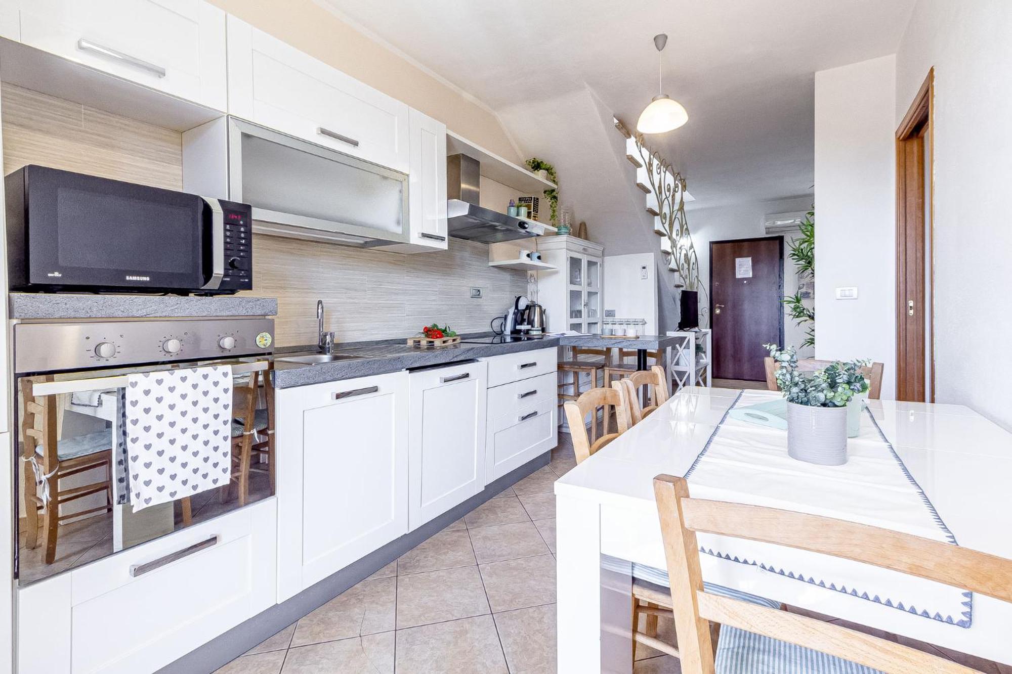 Charlotte Apartment - For family&groups Porto Torres Extérieur photo